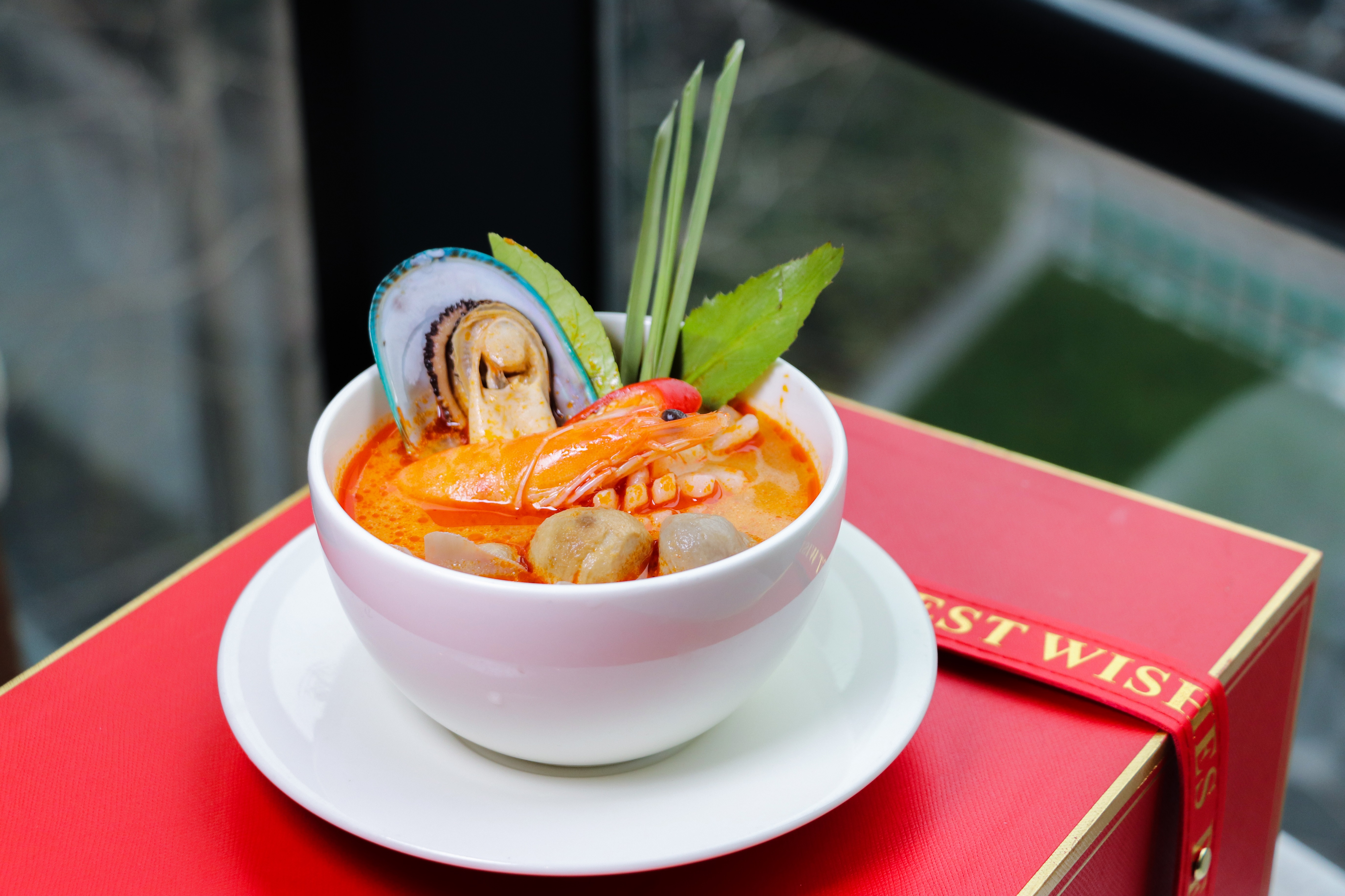 THAI VALENTINE'S DAY SET MENU