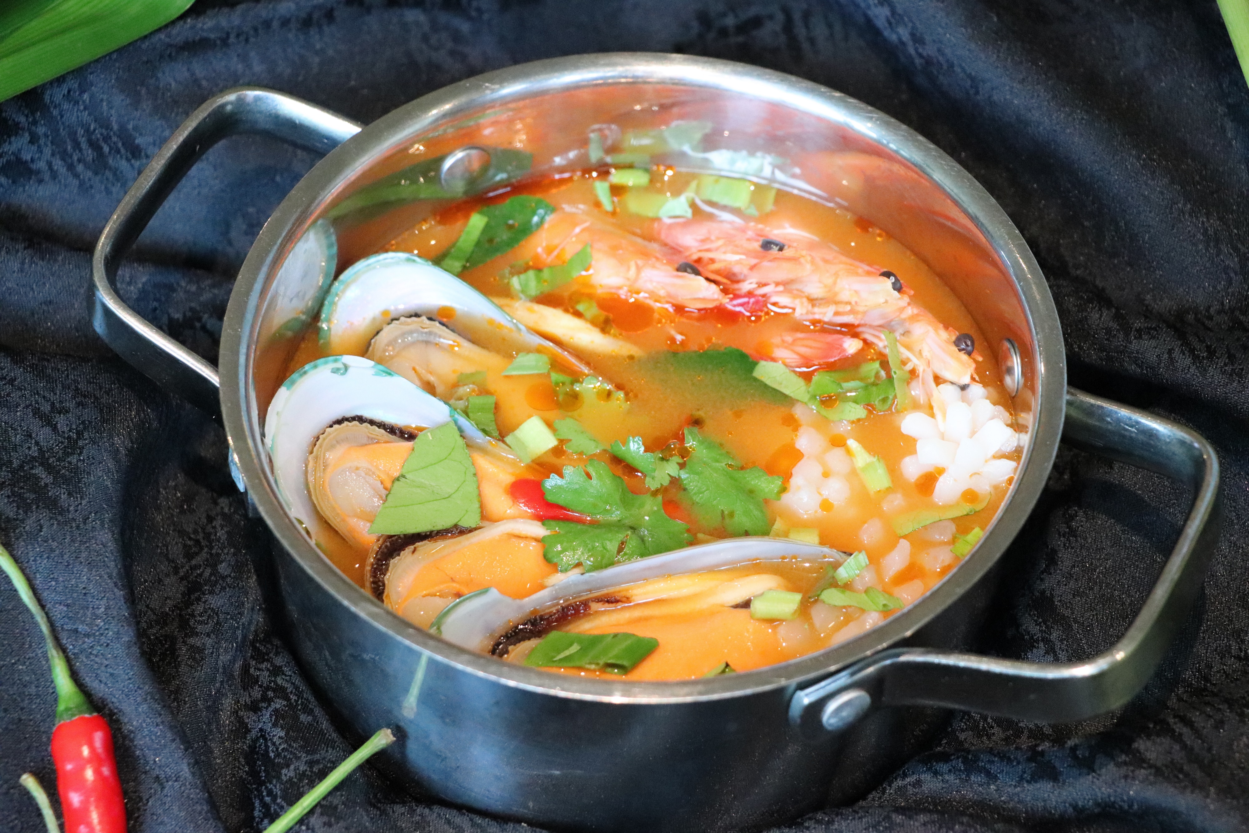 THAI WEEKEND BRUNCH FOR FAMILY