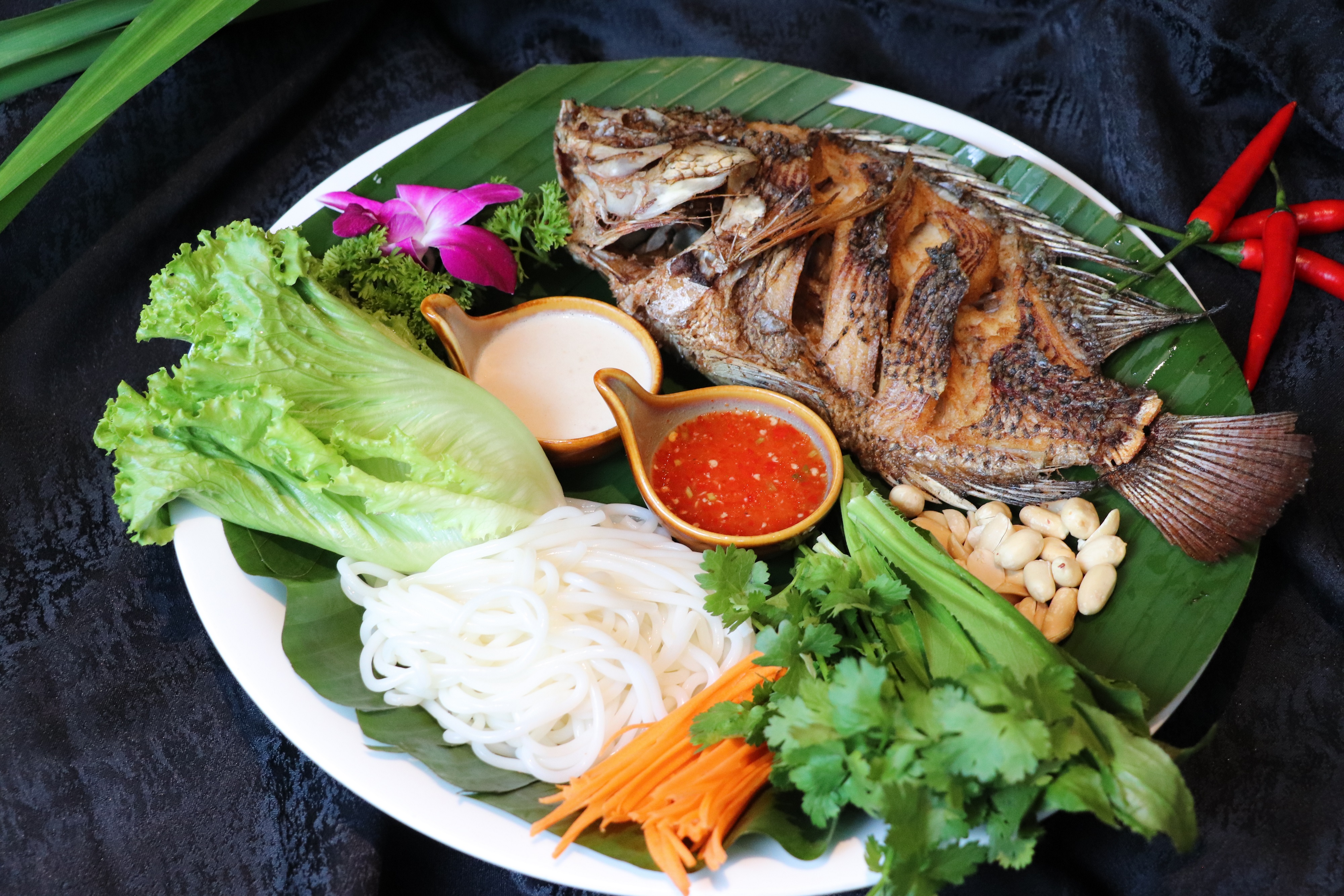 THAI WEEKEND BRUNCH FOR FAMILY
