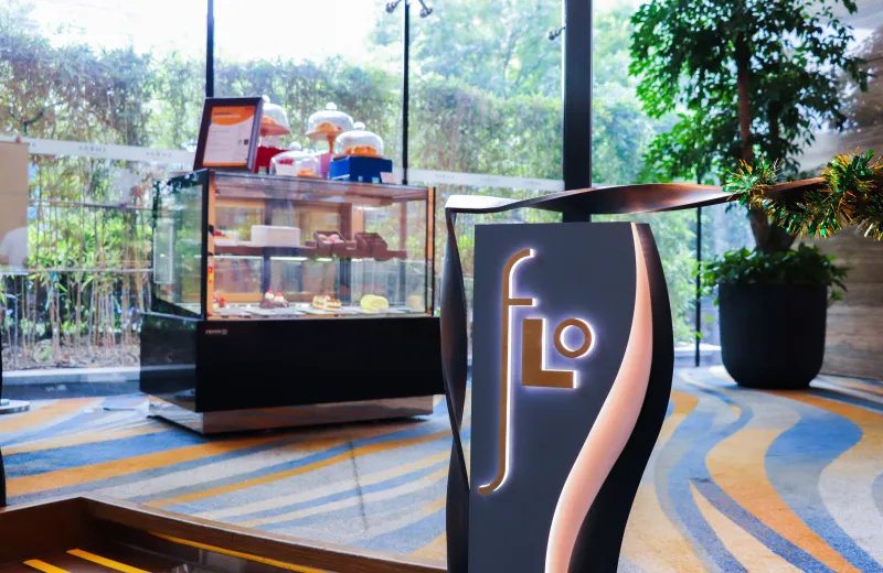 FLO Lobby Bar