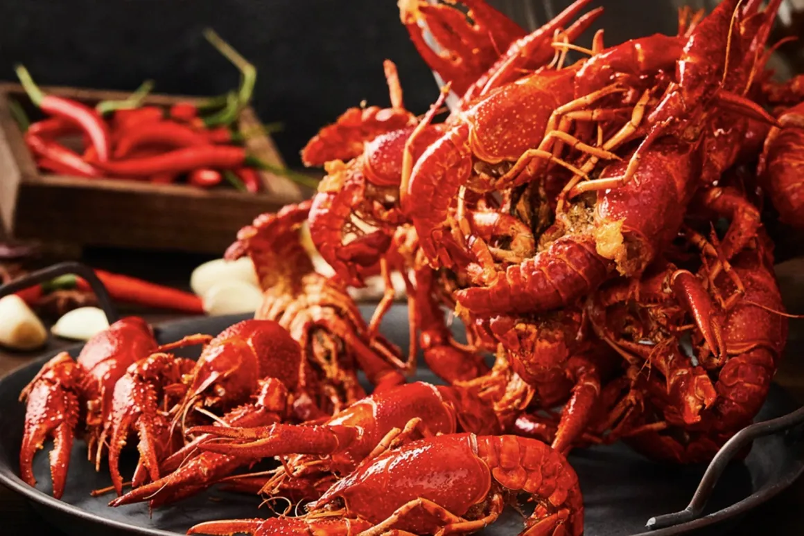 CRAYFISH THEMED DINNER BUFFET