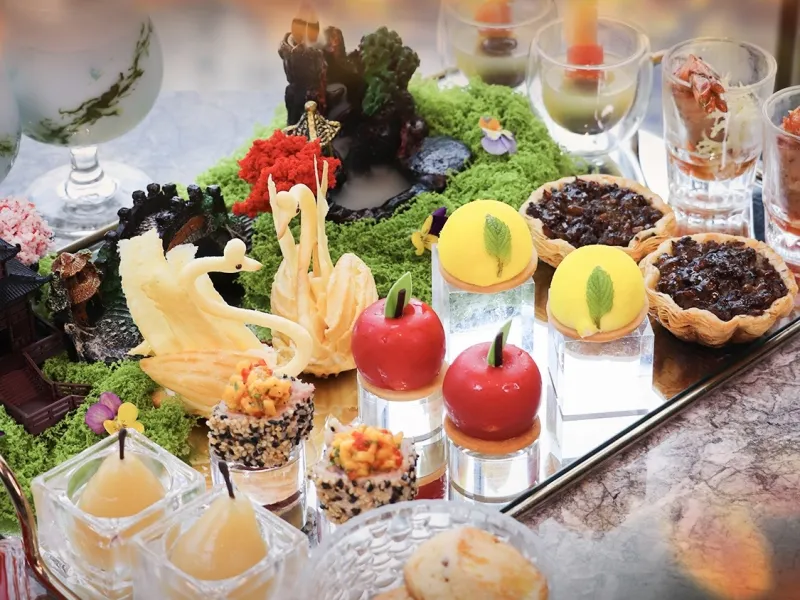 AUTUMN SPICED AFTERNOON TEA